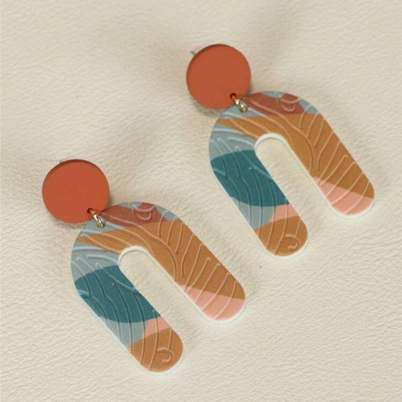 💜4 for $25 Vintage Inspired Earrings💜 - Picture 2 of 2